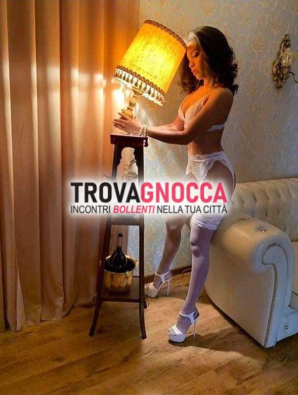 appena arrivata piove sacco💞claudia💞 massaggiatrice esperta ti aspetta un'esperienza indimenticabile. gusta vero bocchino lento super sexy compiacente e caldissima. assicurati fuga reale 💯