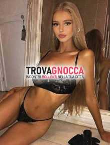 appena arrivata 😈❤️ sensuale e fascinosa piccante. preliminari che ti lasceranno senza fiato baciami leccami e gustami calma 💕 un'esperienza imperdibile e indimenticabile