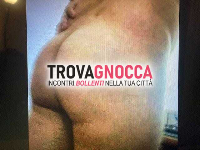 passivo totale tenero seducente e accogliente riservato esclusivamente uomini maturi e robusti