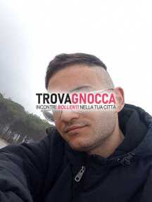 mi chiamo davide e ho 23 anni e sono cosenza e sono ragazzo gigolò