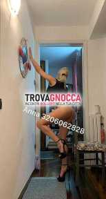 ——anna ——biondina 👱♀️ fantastica troia che desidera essere leccata passione 😋 ——anna ——biondina 👱♀️ fantastica troia che desidera essere leccata passione 😋