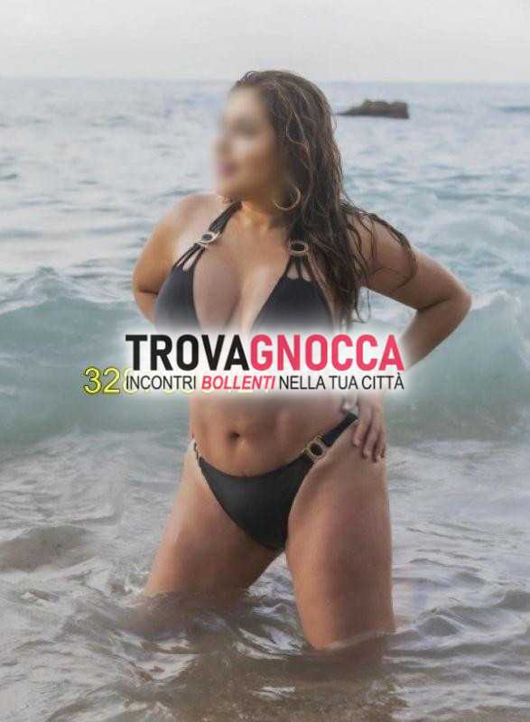 olbia _🍆 daniela 🍑 __ foto 100 reali _   inarredbilmente _ regina dei preliminari sempre elegante calze rete e tacchi 