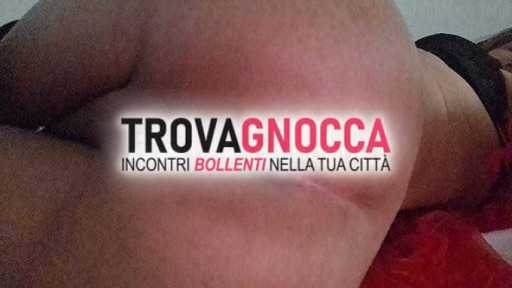 oggi pomeriggio e sera sono disponibile ad ospitare uomini black. io sono uma travesti passiva 26 anni liscia magra pulita e profumata. cerco uomini black momenti indimenticabili