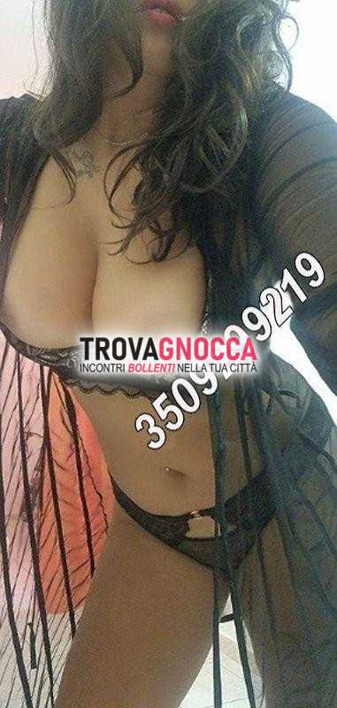incantevole messicana disponibile momenti indimenticabili tette fantastiche e gola profonda che aspetta essere soddisfatta. disponibile fino tarda notte pronta un'esperienza '69 fino alla fine