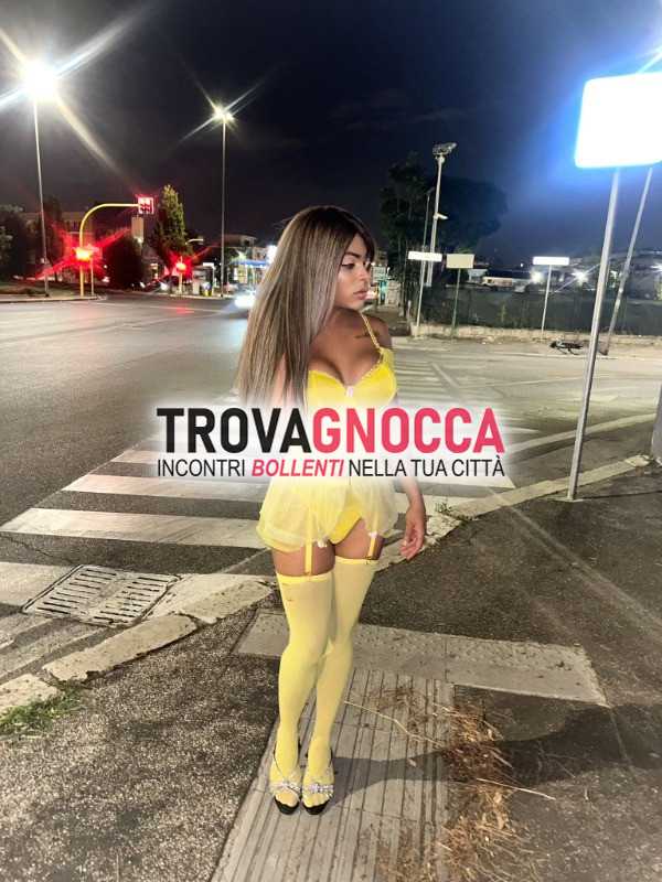 superdotada mora biondda