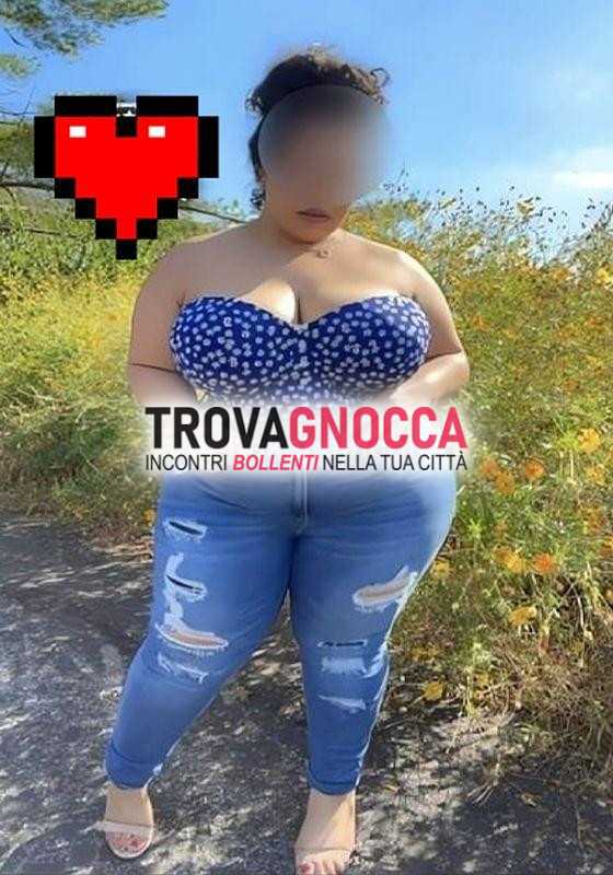 ragazza italiana formosa bbw incantevole cerca compagnia notte piena divertimento casa