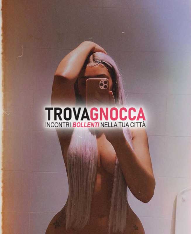 jesolo fotomie samanta biondissima occhi azzuri corpo nato sesso dolcissima delicata e porca