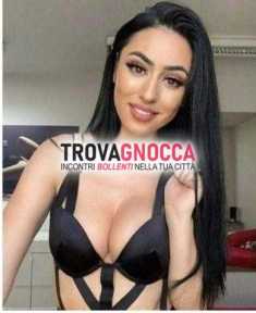 fresh face esmeralda❣️prima volta licata 🍓 fantastico lato b seno che fa impazzire e bocca affamata sono pronta realizzare tuoi desideri