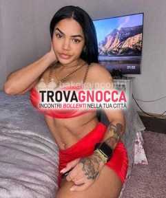 ❤️piccola troia🐷🐷❤️❤️adoro succiare 🍭🍭con mia calda bocca 👄 e essere leccata🍡🍭🍭🥰 fino bagnarmi 💦💦💦🤤🥰🥰🥰
