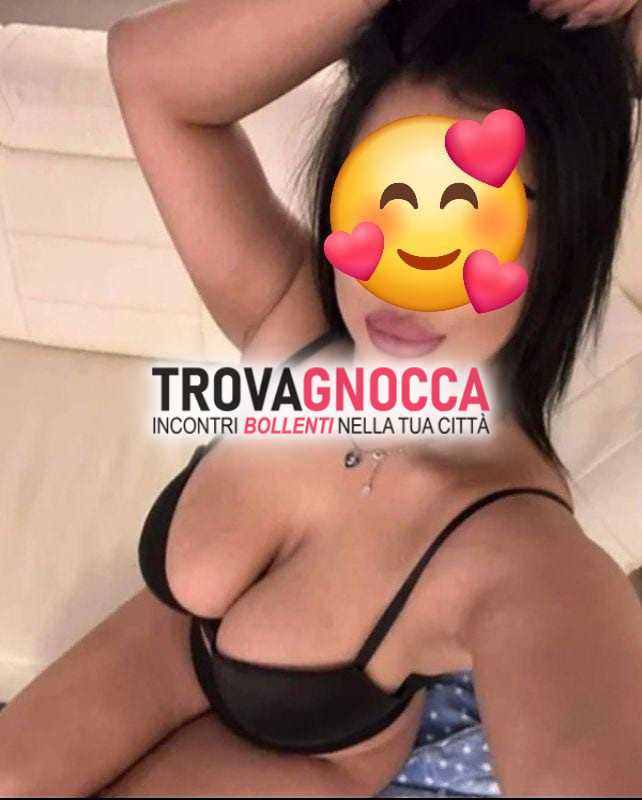 bellissima ragazza solare dolce