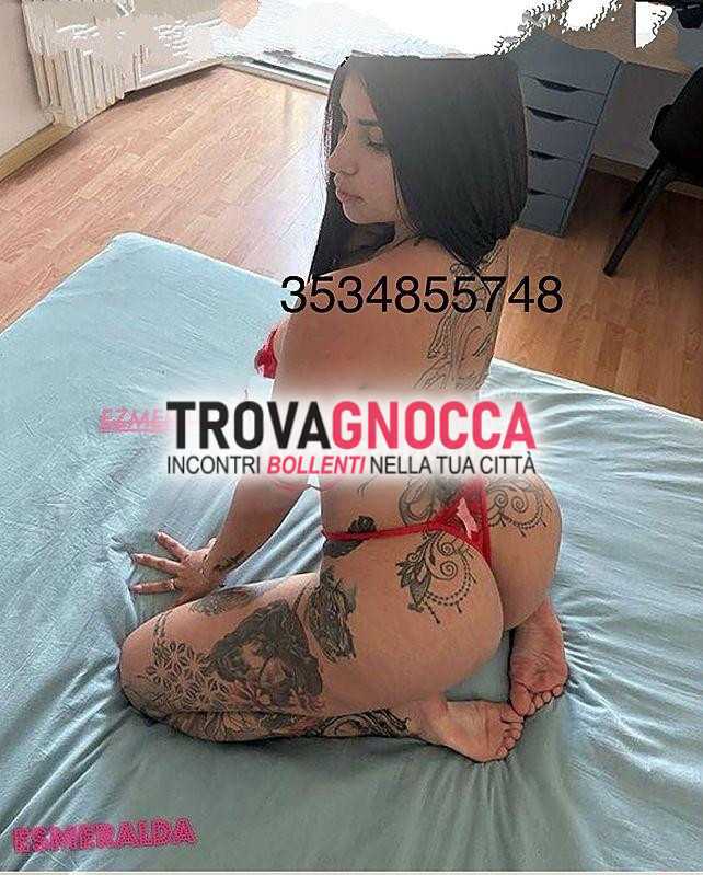 vera troiona tettona che cerca momento intenso💋 dove puoi sborrami culo viso inebriante 💋 e bocca che ti lascia senza parole 💋 vera putana pronta darti boccone al naturale qualunque posto tu desideri pioggia dorata e latte vagina autentico padron