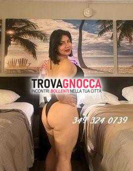 appena arrivata milf masaggiatrice passionata buon sesso 💋 preliminari lunghi e naturali. ambiente tranquillo un'esperienza indimenticabile.