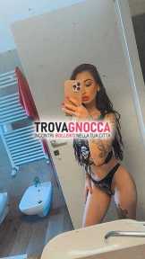 ✅appena arrivata ivana 20 anni✅ 🔞🍒piccolina zoccoletta🍒 sono follemente attratta ciucciare 🍭con mia sensuale bocca ed amo essere 🍭leccata fino non reggermi piÙ.💦💦 e non puÒ mancare mio favoloso lato b ✅appena arrivata ivana 20 anni✅ 🔞🍒piccolina zoccoletta🍒 sono follemente attratta ciucciare 🍭con mia sensuale bocca ed amo essere 🍭leccata fino non reggermi piÙ.💦💦 e non puÒ mancare mio favoloso lato b