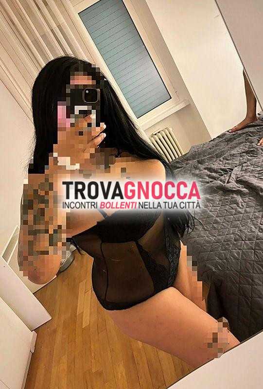 anna 19enne curvy e napoletana È qui soddisfare tuoi desideri porca💘 foto reali al 100 e freschissime salvale sul tuo telefono confronto emozionante.