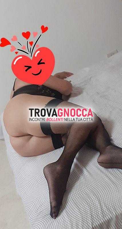 affascinante matura latina vera gnocca elegante adora concedersi momenti preliminare senza alcuna fretta.