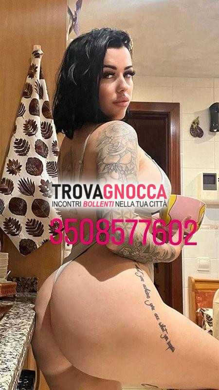 napoletana incontro scottante zona 🔥 caldissima 🔥 dolcisima 👑 reale bellezza ❤ estremamente sensuale 💚 diavoletta ❤ che sa riempirmi tutta bocca 💦