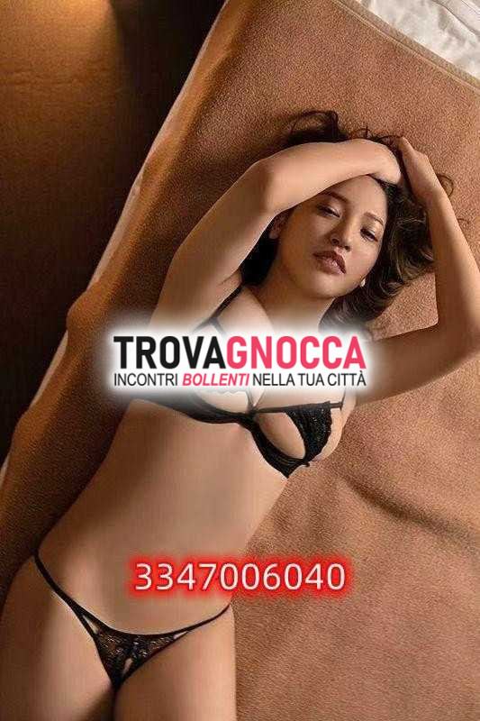 💙💙💙 prima volta zona rorai grande thailandese 22 anni seno grande misura quarta 💯 sesso bocchino e massaggio piacere tutto te