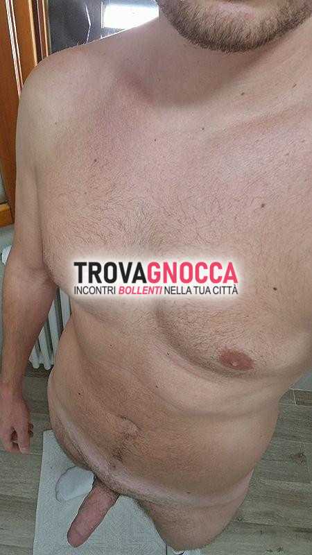cerco donna po' divertimento reciproco