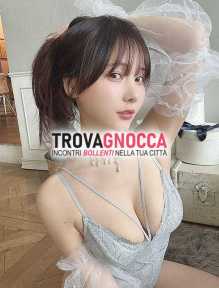 nuova .incantevole ragazza orientale sensuale carina e simpatica.offro massaggio completo rigenerante esperienza