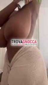 🥰nonna seno naturale 🩷nuova bella zoccolona👄👄👄 dea bocchino gola profonda e sesso faccio amore piacere