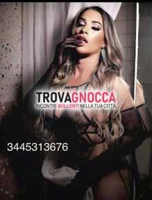 👙 solo questa settimana viterbo nel centro 🫦❄️ ambiente climatizzato 💕💕 top transessuale chiara combinazione dolcezza e malizia pura seducente.