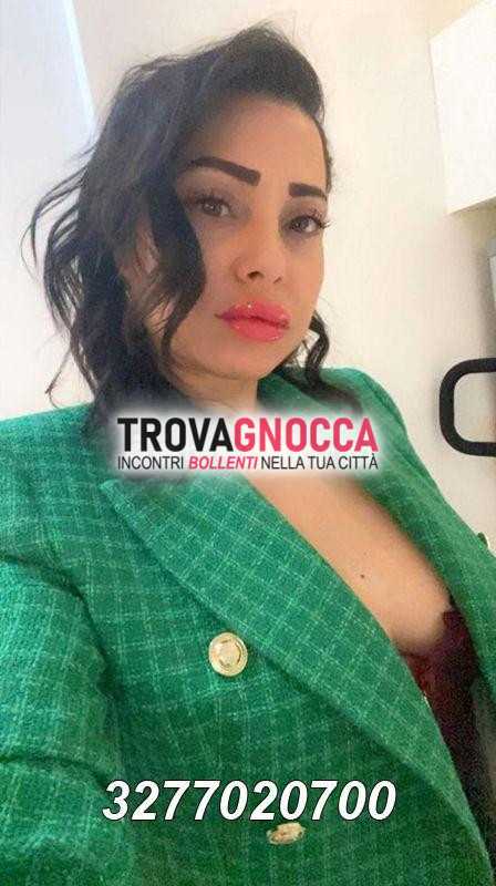 💖alexandra calda e passionale mi hai sempre desiderata💖 sono proprio mi vedi💖 raggiungo rimini riccione e cesena disponibile anche amico-a