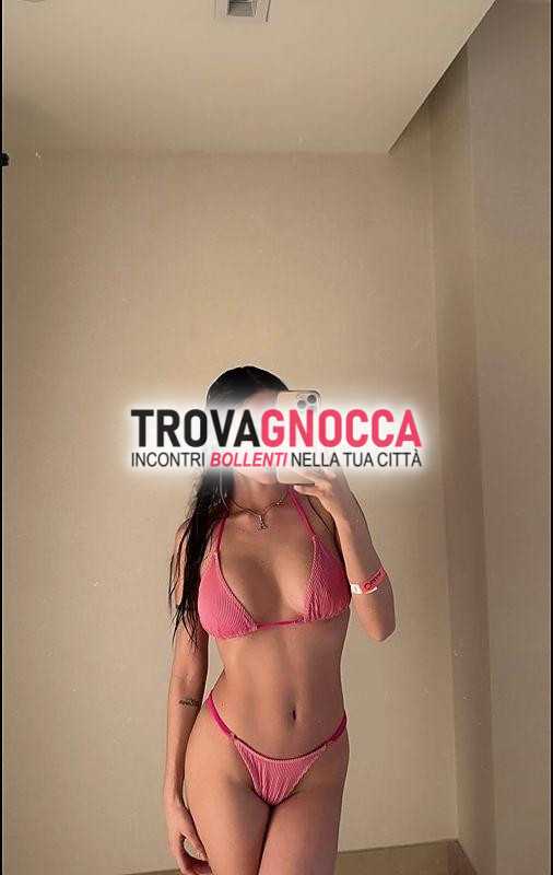 da me o te🥳🎉 eccomi un'incantevole bambola sia dolce che maliziosa 😈 tette incredibili che scoprire e leccare 👅 preliminari imperdibili