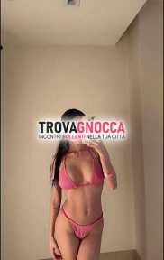 da me o te🥳🎉 eccomi un'incantevole bambola sia dolce che maliziosa 😈 tette incredibili che scoprire e leccare 👅 preliminari imperdibili