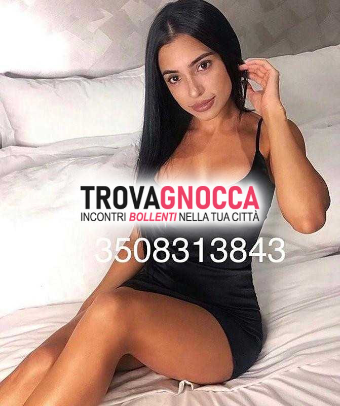 mia💜 affascinante mora 23 anni slanciata e seducente ti aspetto intimo sconvolgente e tacchi spillo 👠