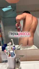 cerco qualcuno che mi scopi cerco qualcuno che mi scopi