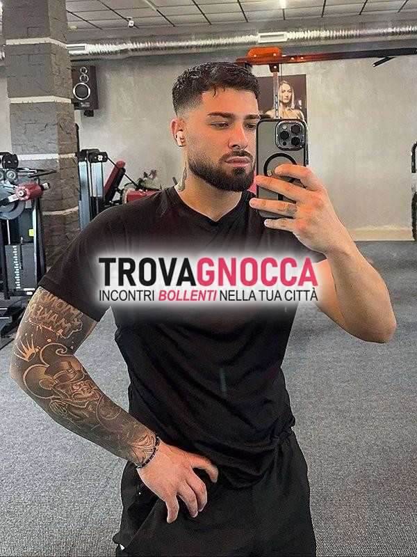 .🔥🔴a milano pochi giorni ti aspetta giovane e prestante italorusso foto 100 reali🔴🔥.