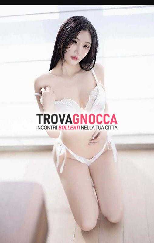 a toscolano maderno è appena arrivata bellissima ragazza orientale brava e meravigliosa nel farti vivere momenti indimenticabili.