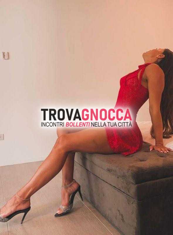🔥martina 22 anni italiana si trova firenze solo pochi giorni studentessa🔥