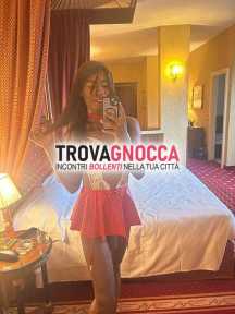 charlotte splendida colombiana appena arrivata parma ti aspetta un'esperienza indimenticabile
