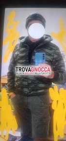 ciao mi trovo ischia e cerco donna cui trascorrere delle piacevoli uscite serali.