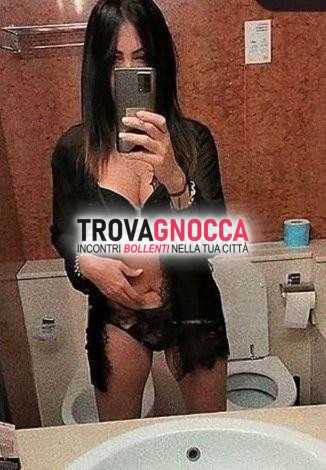 melissa bellissima giovane e magra🥰
