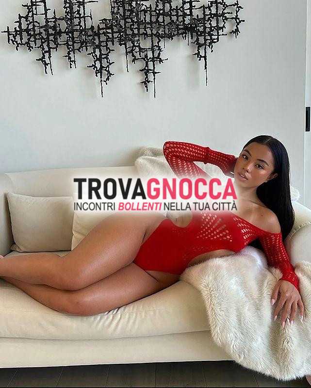 ragazza straordinaria dolce e sensuale vero piacere scoprire offro esperienze 360 gradi dalla bocca al sedere passando ogni tipo gioco intimo🔥.