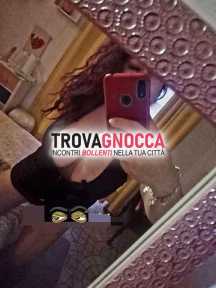 climatizzato tutti e tre canali 💕 vagina pelosa. sperma bocca e baci alla francese