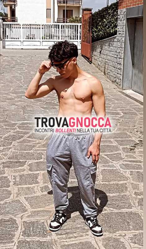 cerco coppia o ragazze e donne mature singole gratis