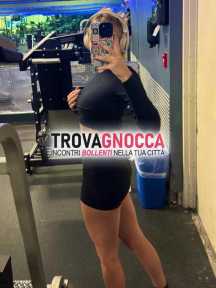 anna ❤️. massaggi avvolgenti e momenti puro piacere sauna e idromassaggio.
per prenotare scrivi telegram 👇