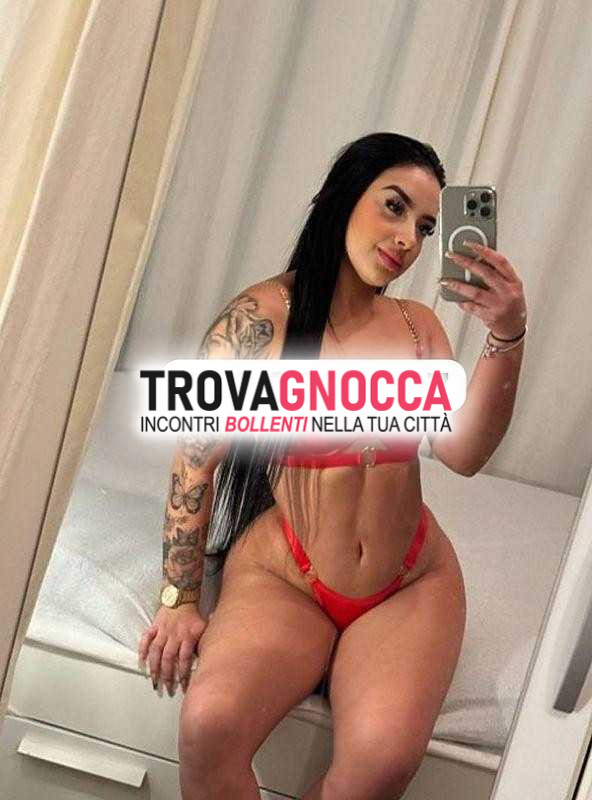 🔴luisa 18enne napoletana foto 💯💯 reali vera regina gola profonda che faccio sparire minchia nella mia bocca e ingoio ogni goccia🔴