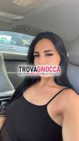 ciao amore sono cristina ragazza dolce e tranquilla… chiamami ora disponibile tutti giorni ♥️♥️♥️♥️… e anche altrui ♥️♥️♥️ baci lingua ♥️.