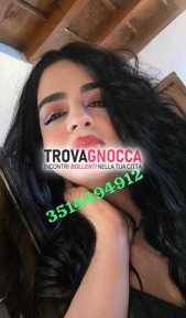 ciao bari😈 😈❄️transessuale 100 porca🍆 🍑😈❄️ 🔥 solo oggi 🔥 🦶🏽top transessuale samantha🔥con grande minchia 21cm 🍆🔥💦 farti provare piacere unico e romperti culo 🍑🔥 bocchino naturale attenzione sai cosa vuol dire succiare