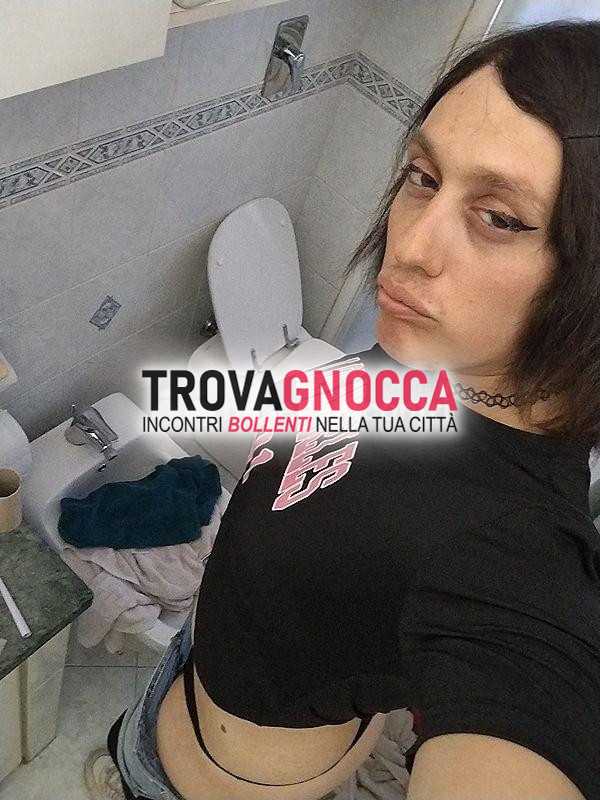 transsessuale passiva italiana pronta momenti intensi e sensuali