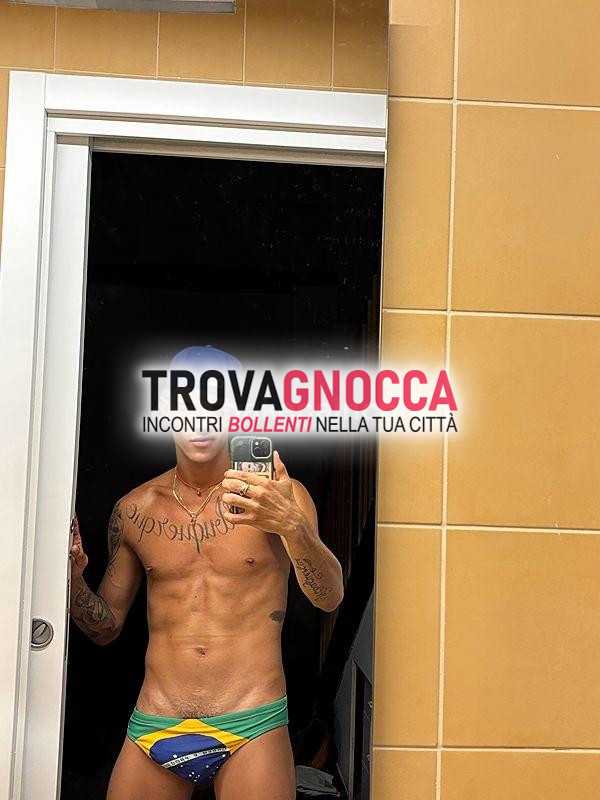 luca fire 🐦‍🔥 affascinante giovane disponibile incontro unico sia attivo che passivo ⭐️ ⭐️ ⭐️ ⭐️ ⭐️