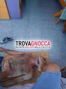 maturo schiavo sottomesso gratis x giovane padrone porco. maturo schiavo sottomesso gratis x giovane padrone porco.