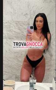 🔥nuova 🔥app appena arrivata❄️ giovane 😍😍 mai vista 💖 incantevole ragazza ❤️❄️ dolce e tonica È vera bomba 🔥nuova 🔥app appena arrivata❄️ giovane 😍😍 mai vista 💖 incantevole ragazza ❤️❄️ dolce e tonica È vera bomba