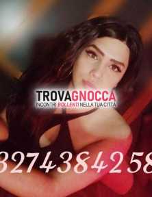 a lecce È appena arrivata stupenda bocchino scoperto 🔥 offro massaggi al top abril È transessuale attiva e passiva sexy e passionale pronta utilizzare giocattolo duro e pieno panna dolce.