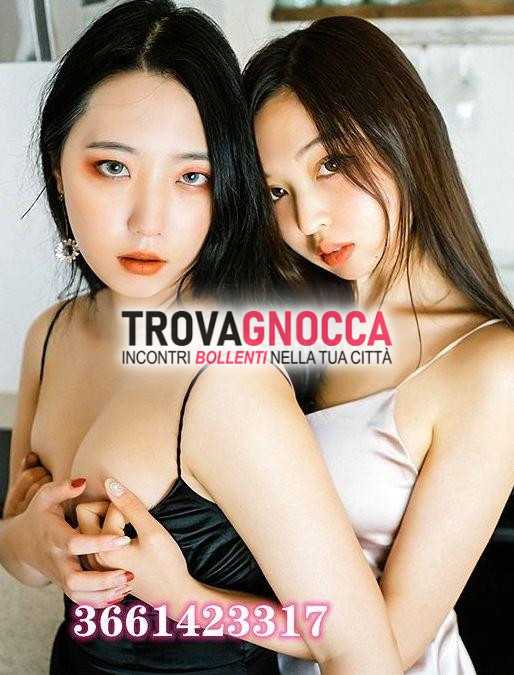 🟩🟪due ragazze passionale giovane orientale bellissima completa faro meglio sexy e moltoma molto🟪🟨