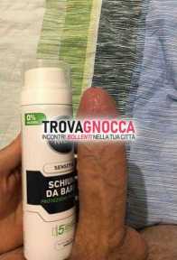 per tutte donne e ragazze cerca emozioni sono qui offrirti mio servizio toyboy